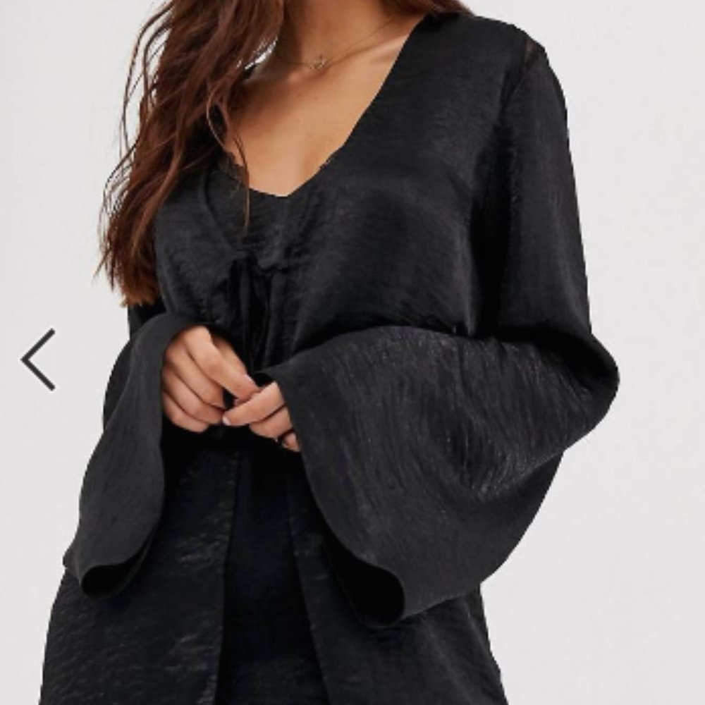 NWOT ASOS dobby lace trim robe